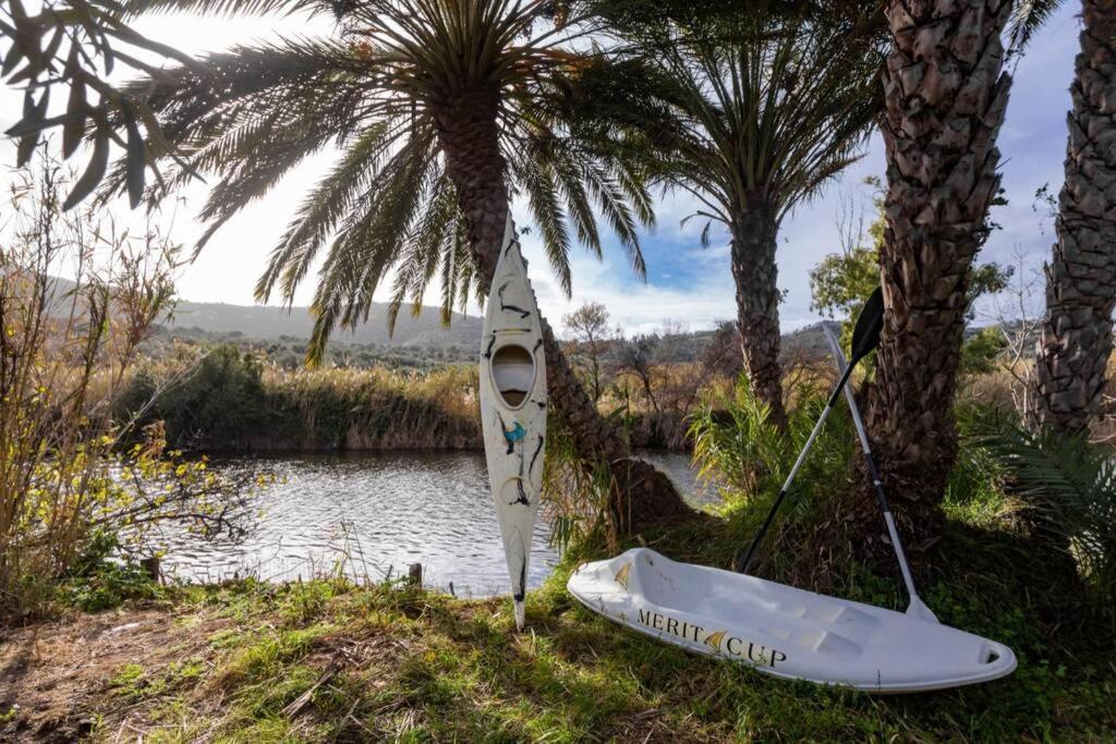 A Charming Country Cottage + Bikes And Kayaks بوسا المظهر الخارجي الصورة