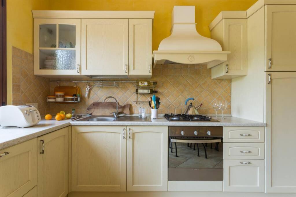 A Charming Country Cottage + Bikes And Kayaks بوسا المظهر الخارجي الصورة