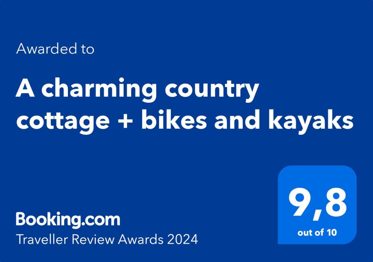A Charming Country Cottage + Bikes And Kayaks بوسا المظهر الخارجي الصورة